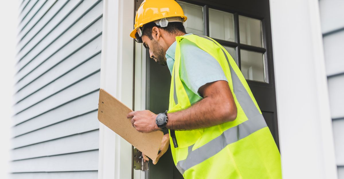 Signed a New Commercial Lease? A Mississauga Tenant's Rekey Checklist — Maple Guard Security Mississauga