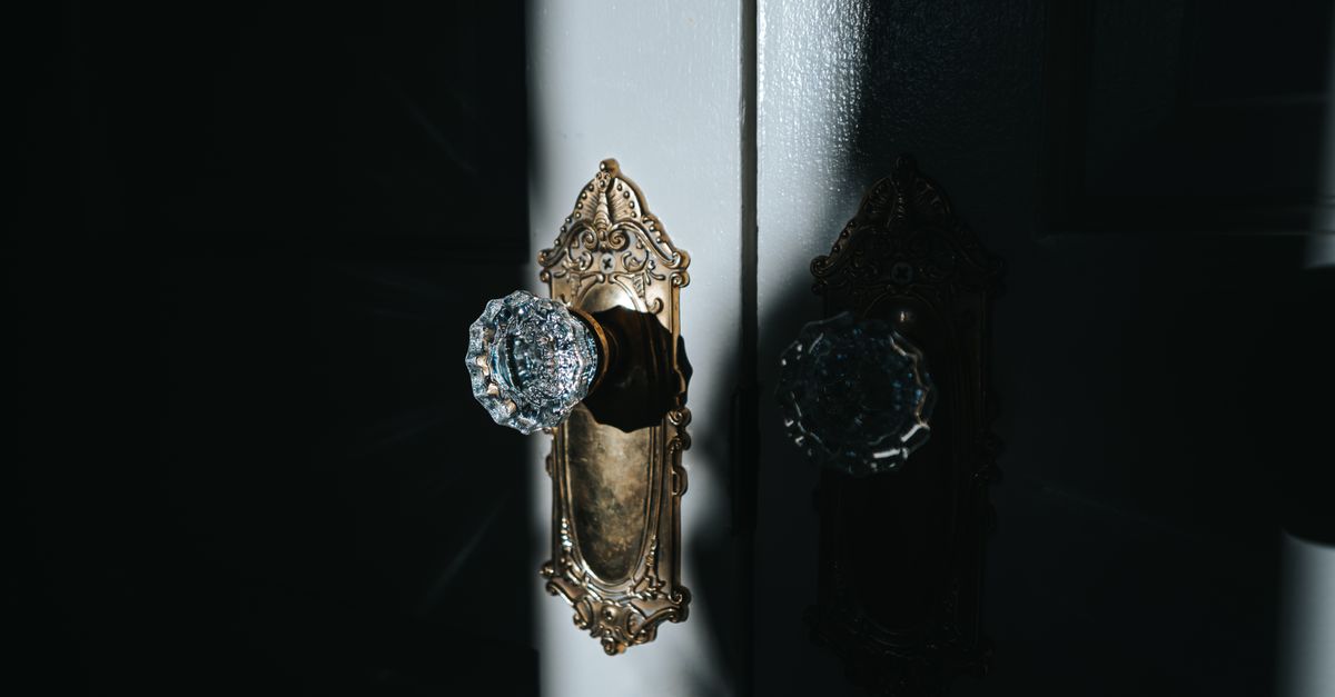 Deadbolt Installation — Maple Guard Security Mississauga