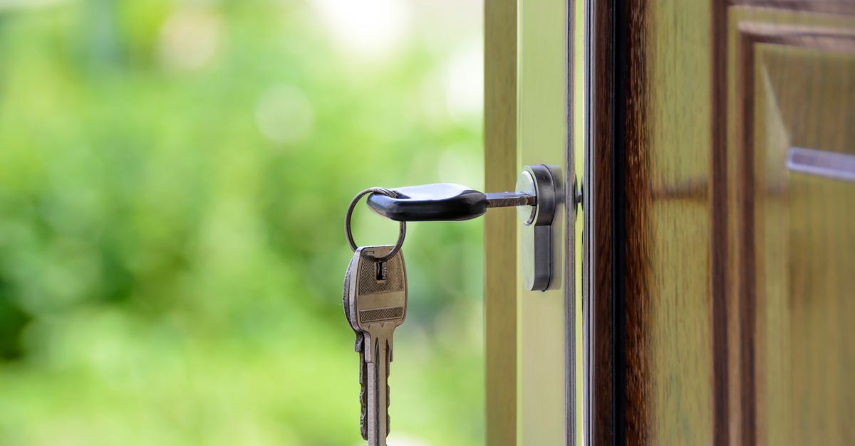 Door Knob Lock Installation — Maple Guard Security Mississauga