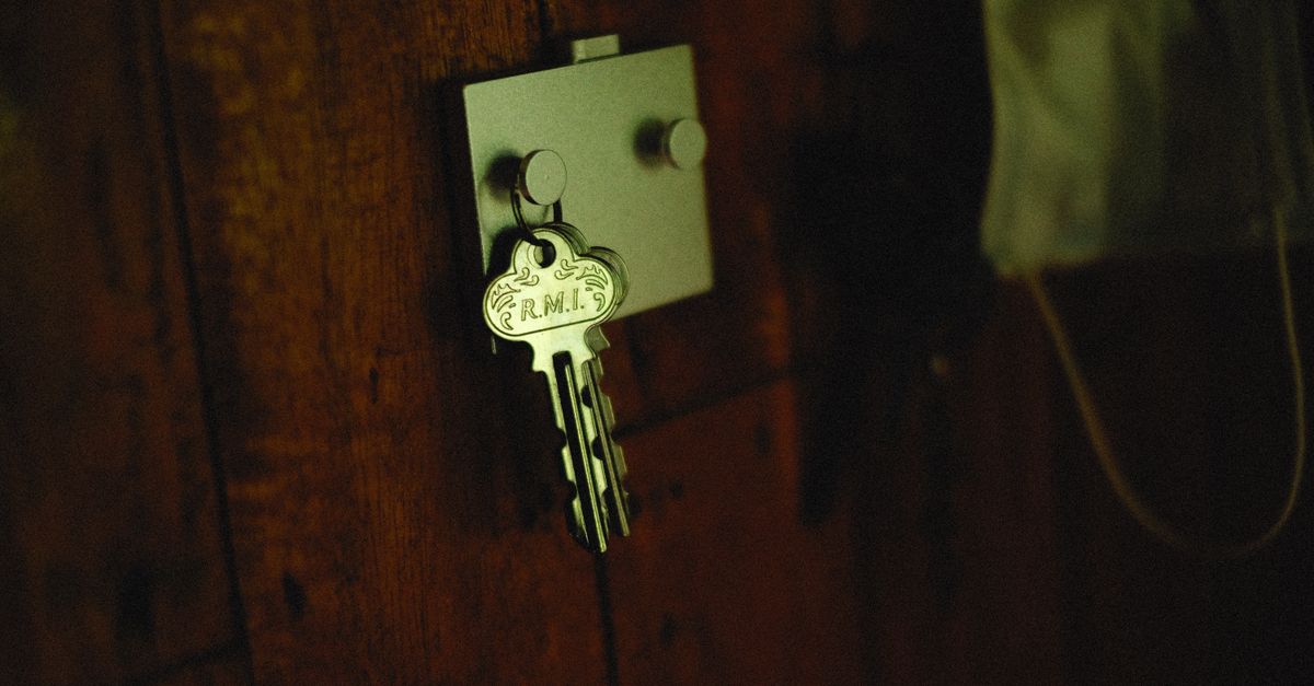 Locked Out in Mississauga? What to Do Before You Call an Emergency Locksmith — Maple Guard Security Mississauga