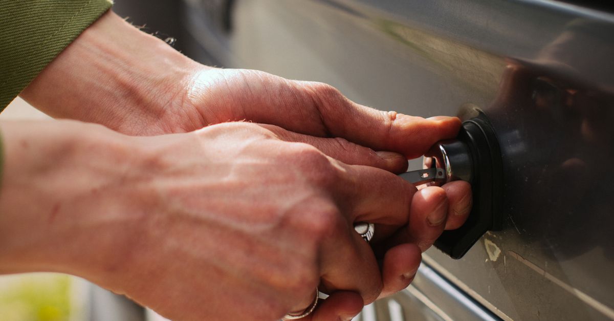 key maker professional — Maple Guard Security Mississauga