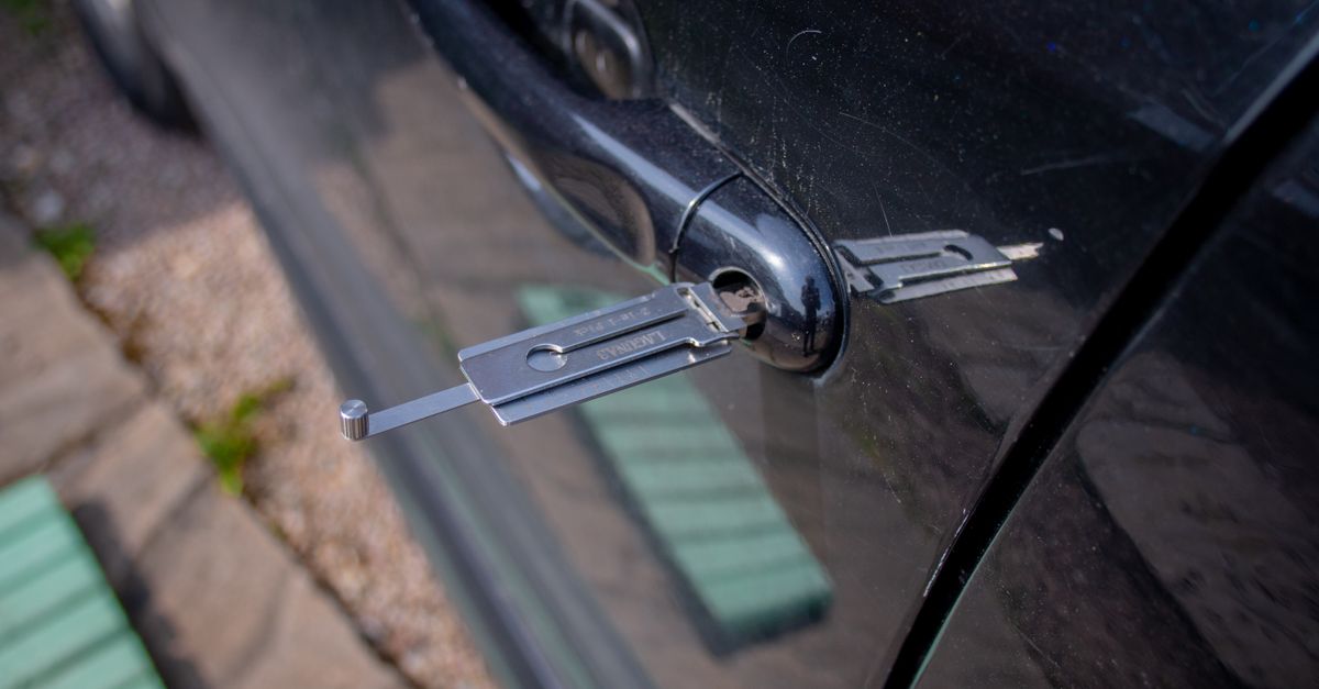 Why Mobile Car Key Replacement Beats Waiting for the Dealership — Maple Guard Security Mississauga
