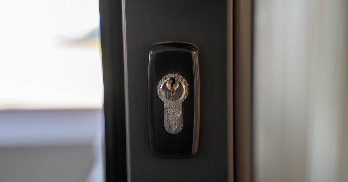 How Tiered Master Key Systems Are Designed for Commercial Properties — Maple Guard Security Mississauga