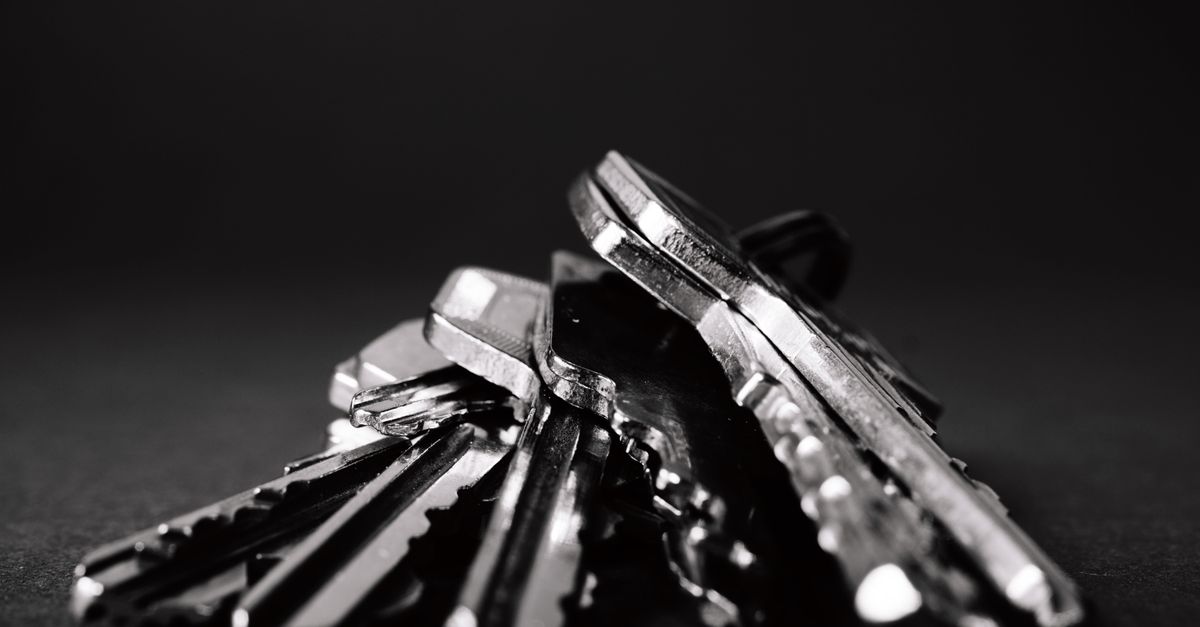 Emergency Locksmith Response and Mid-System Key Control Issues — Maple Guard Security Mississauga