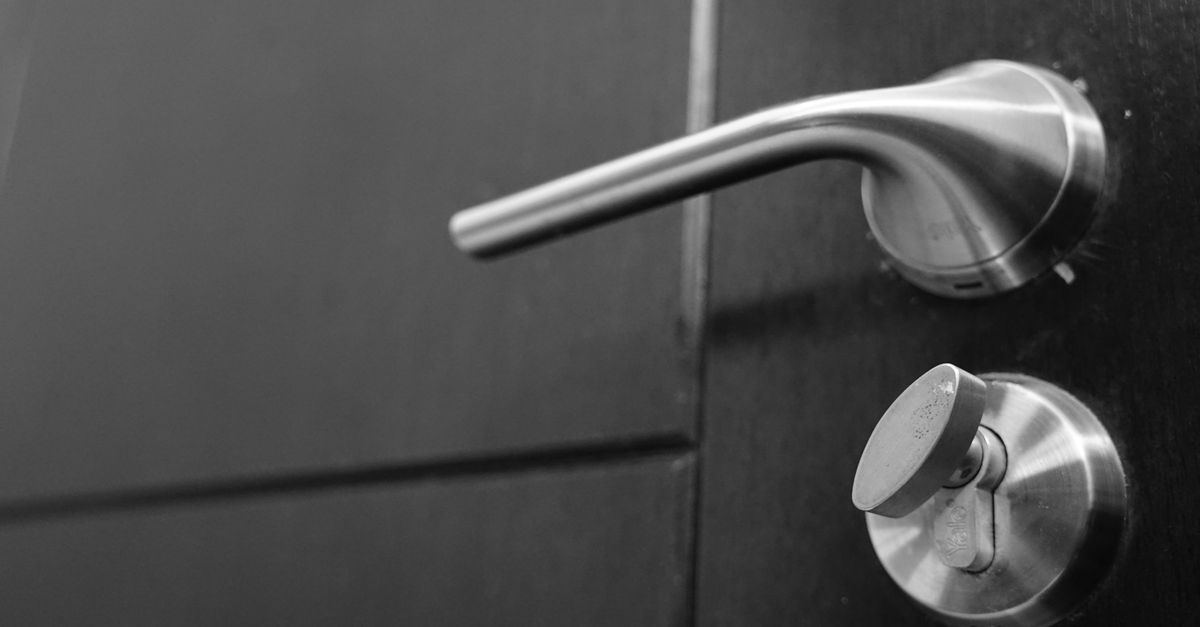 Our Deadbolt Installation Process — What to Expect On-Site — Maple Guard Security Mississauga